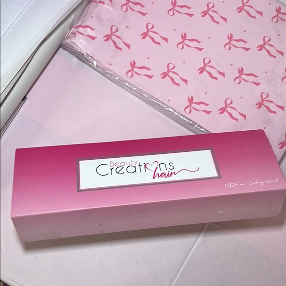 ✅New✅🩷💇🏼♀️Beauty Creations Hair Pink Box - Picture 1 of 4